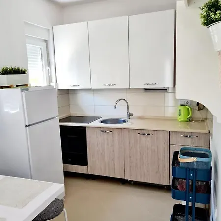 Apartment Apartman Anna Orebic